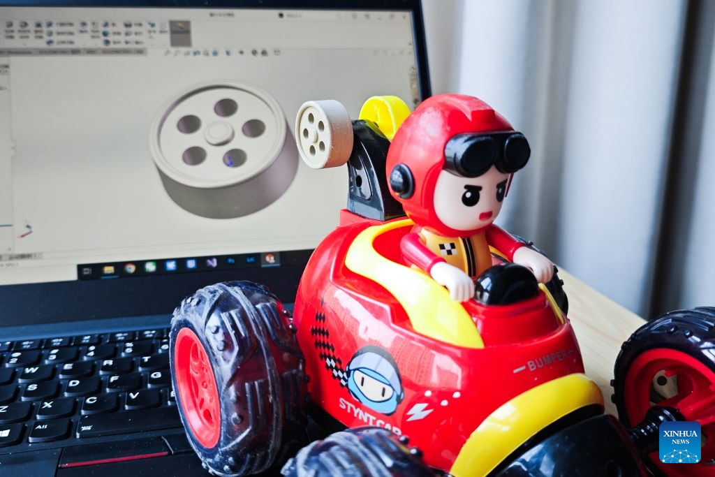 Consumer 3D printers gain popularity in China
