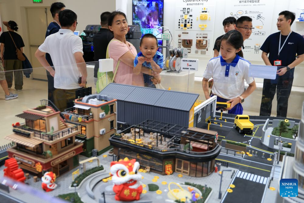 Consumer 3D printers gain popularity in China