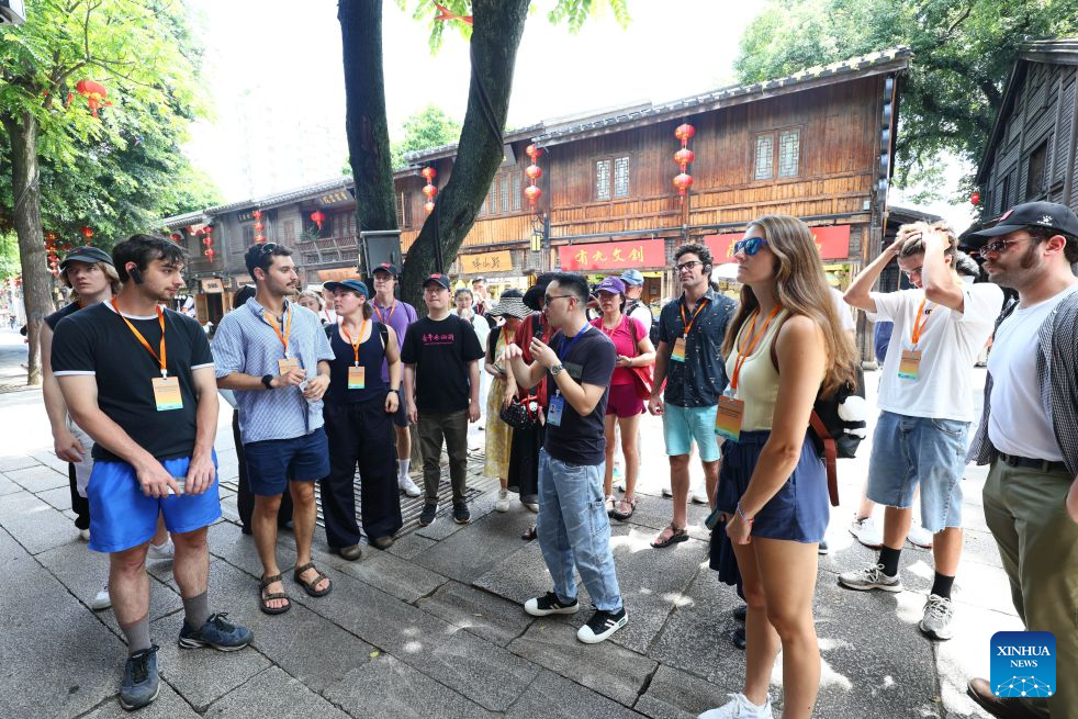 American youths start cultural study tour in Fuzhou