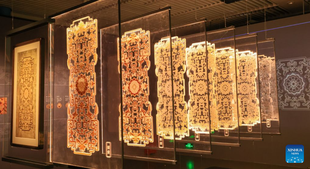 Immersive exhibition on Qianlong Garden held in Beijing