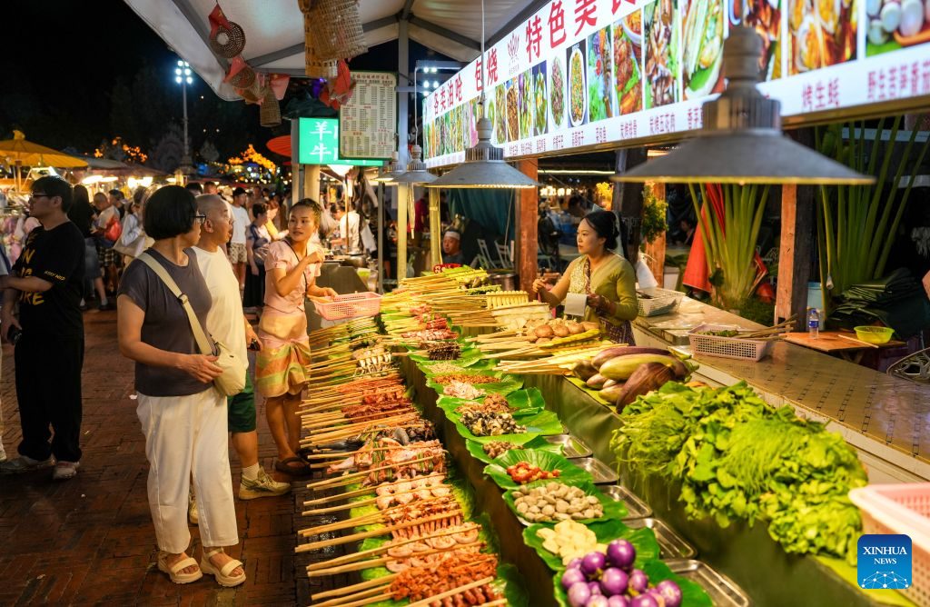 Night market of Xishuangbanna sees surge in visitor arrivals during summer peak tourism season