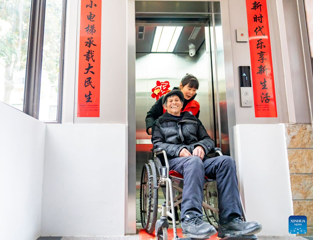 China steps up renewal of old urban residential compounds