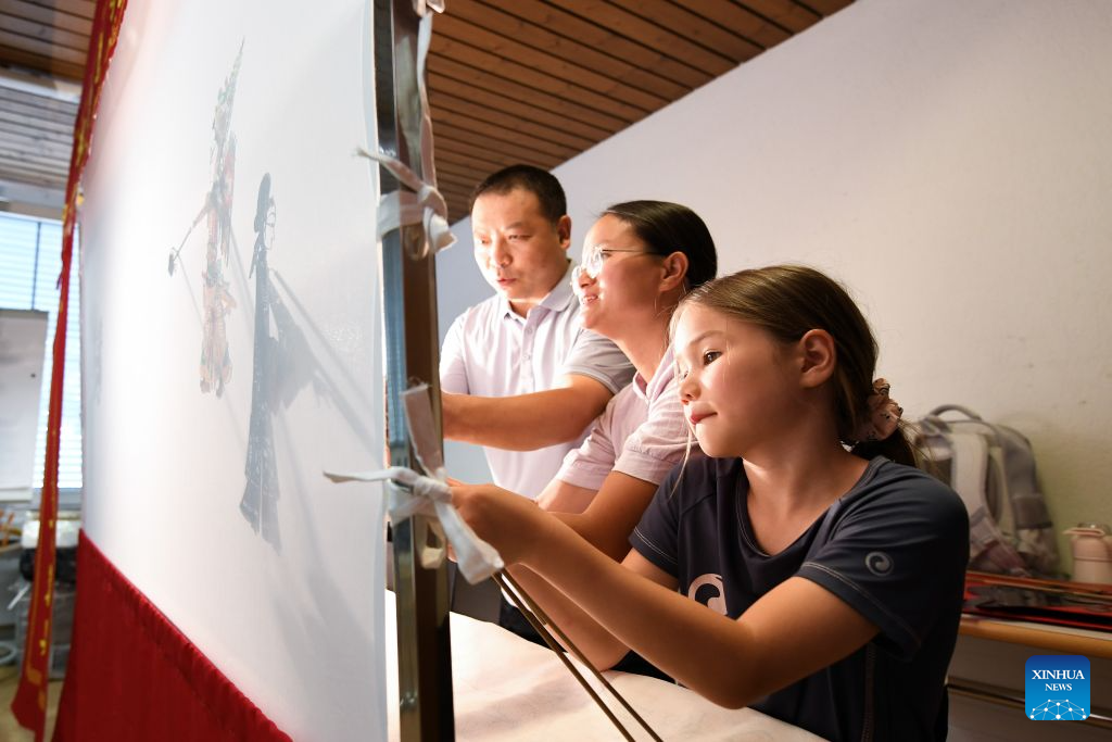 Chinese cultural summer camp held in Bern, Switzerland