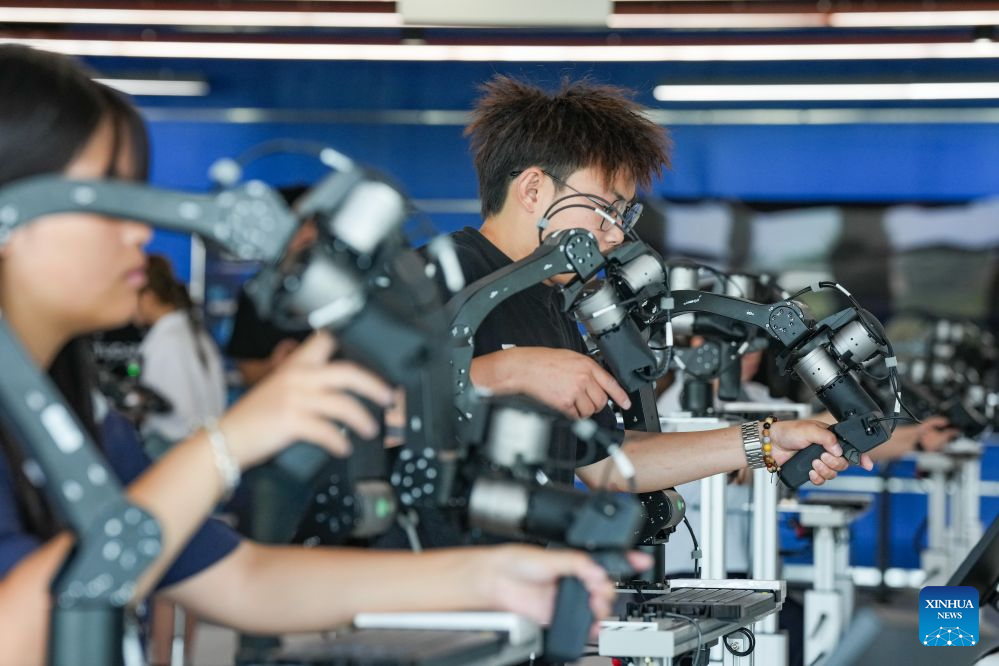 China's Chengdu develops comprehensive robotics ecosystem