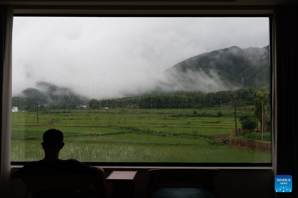 Scenery of Shi Ting Village in E China's Anhui