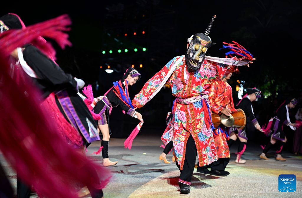 Hainan Island Carnival opens