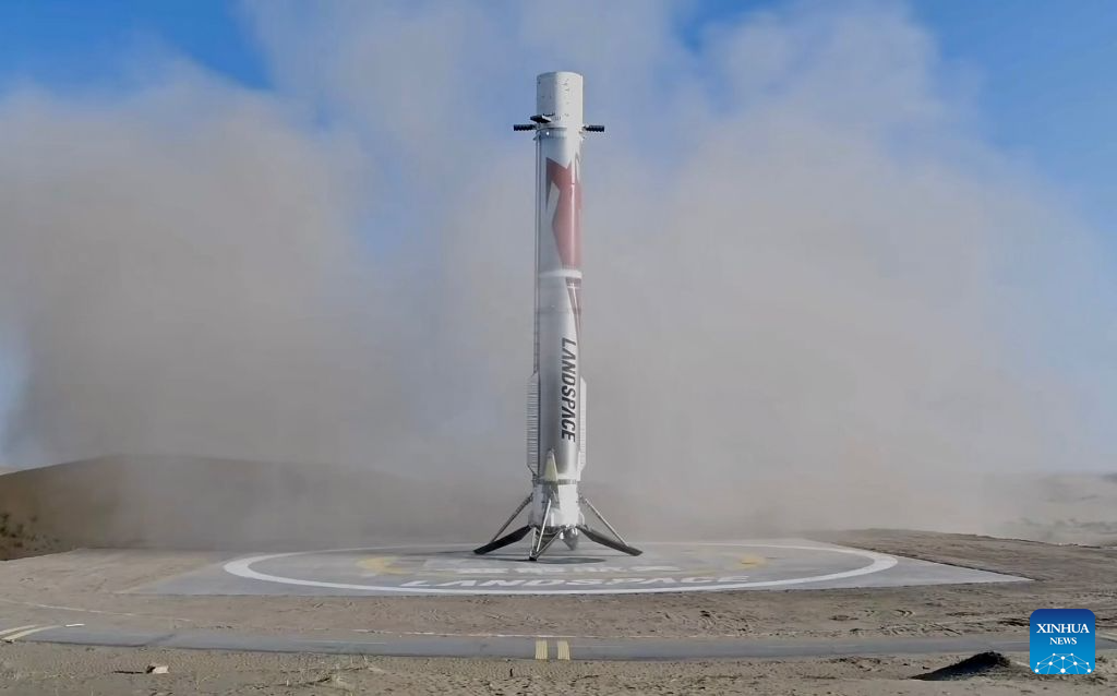 China launches Zhuque-3, achieving its first rocket recovery on land