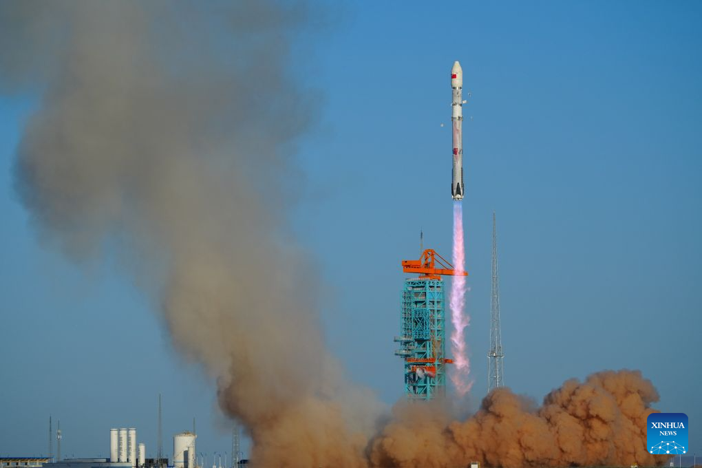 China launches Zhuque-3, achieving its first rocket recovery on land