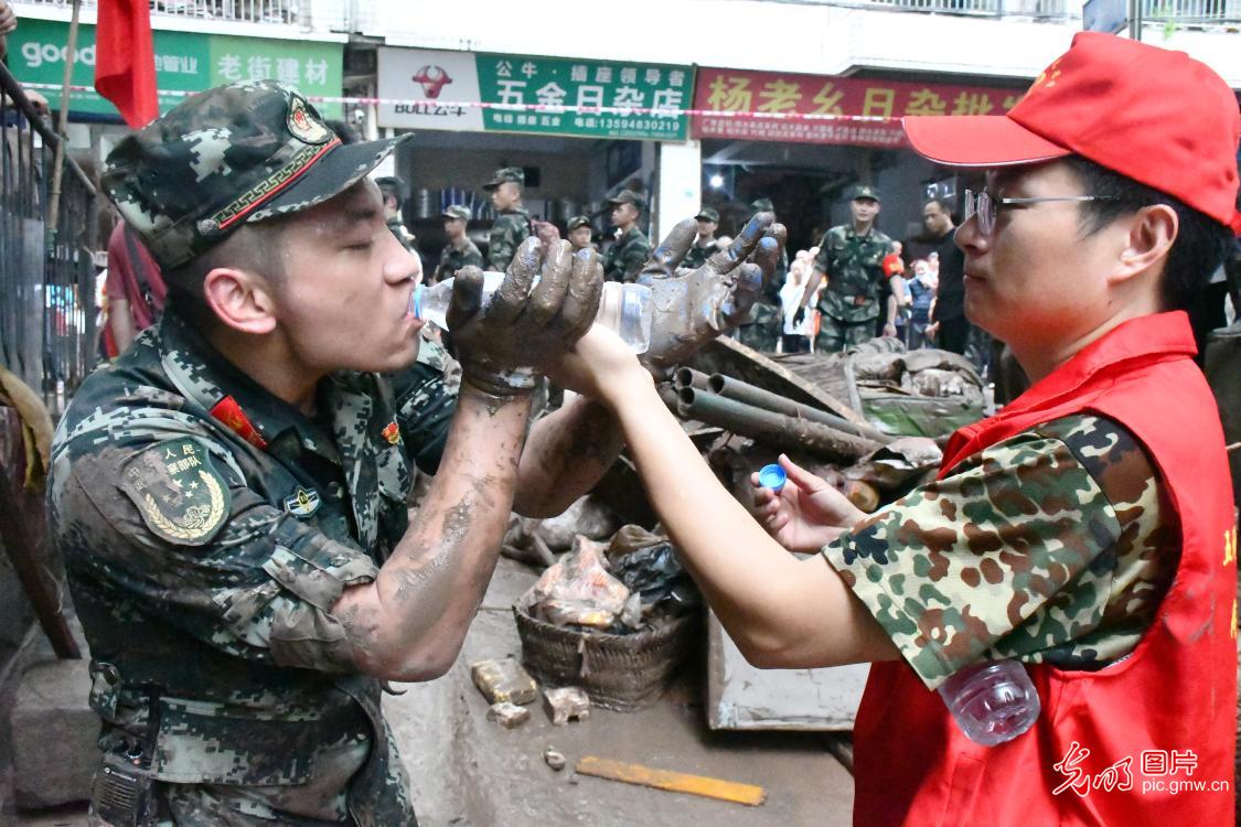 诗援庚子抗洪（下）