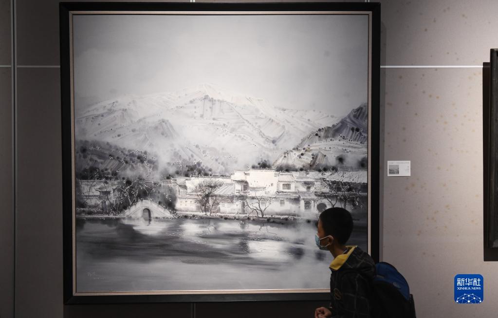 “山川魂魄——中国南方油画山水研究展”海口开展