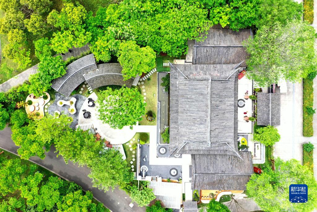 当美丽邂逅书香——四川眉山首家湿地公园特色人文书店