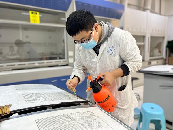 习近平总书记关切事丨故纸堆里捧出“金娃娃”——古籍典藏温“故”知“新”的故事