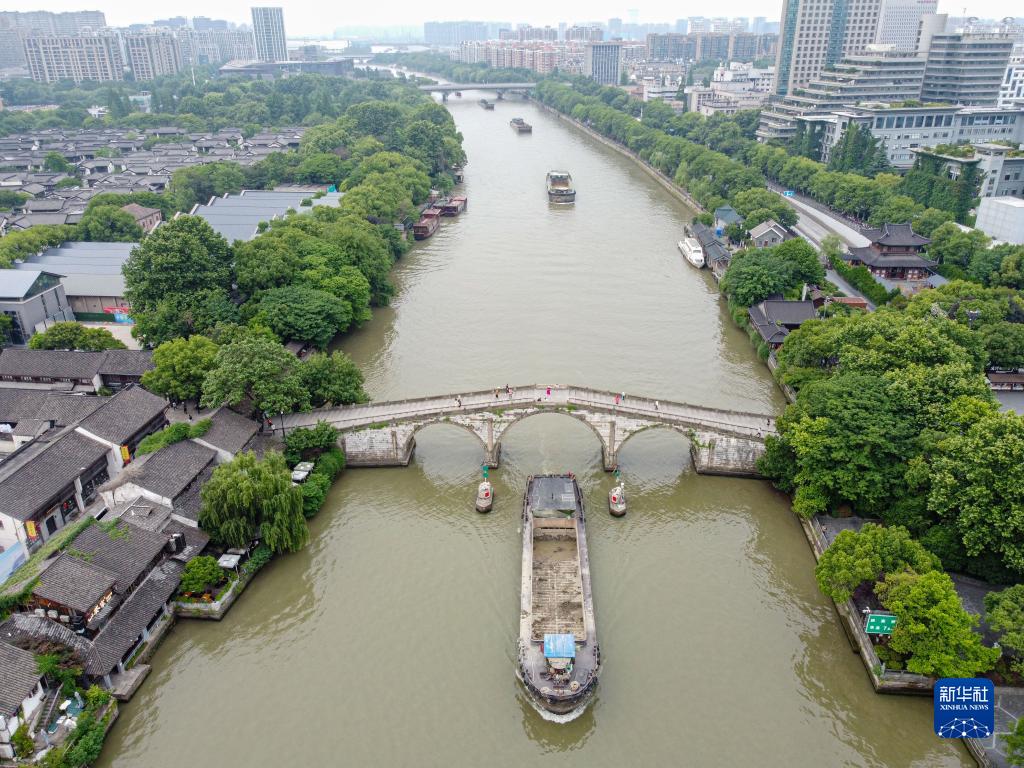 江河奔腾看中国丨流淌千年的大运河