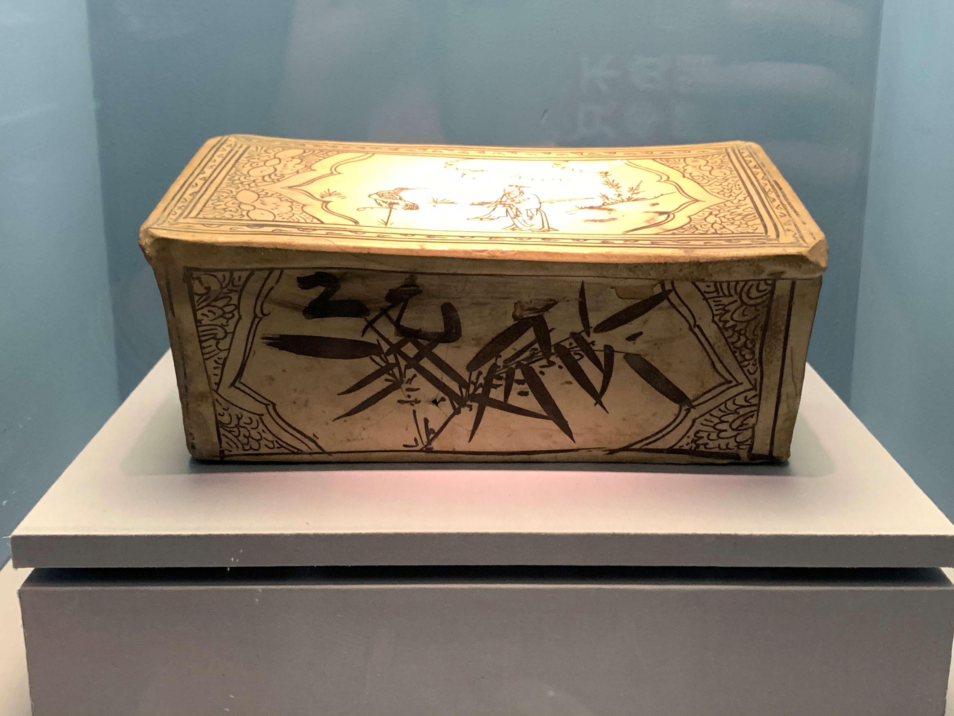 国博“中国古代瓷器”“中国古代书画”展焕新亮相