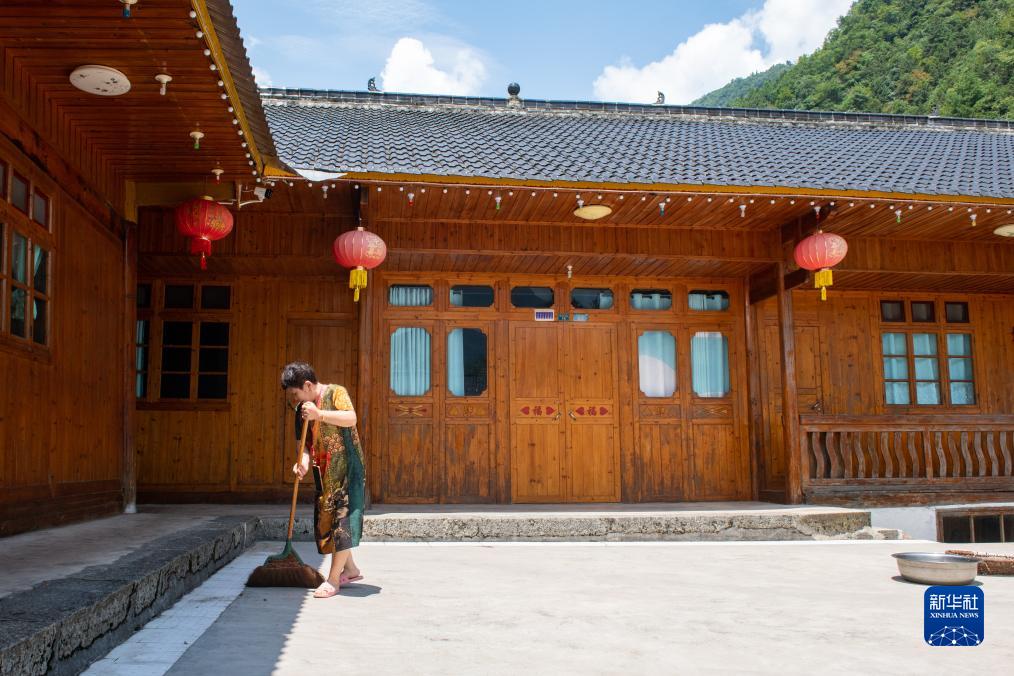 湖北鹤峰：打造“院子文化” 赋能乡村振兴