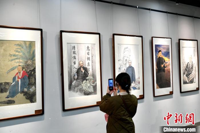 书里榕城画千年：福州书画艺术家作品展开展