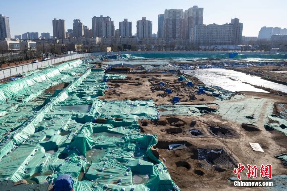 实探郑州书院街墓地考古现场：早于殷墟王陵近200年