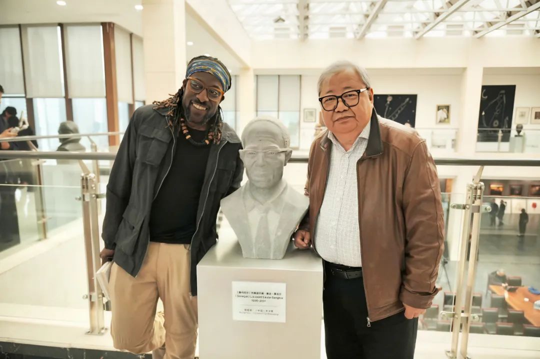 吉狄马加:诗人必须面对这个世界,因为诗人永远是人类文明的儿子