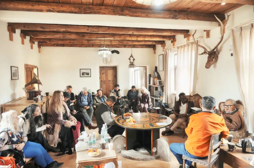 吉狄马加:诗人必须面对这个世界,因为诗人永远是人类文明的儿子