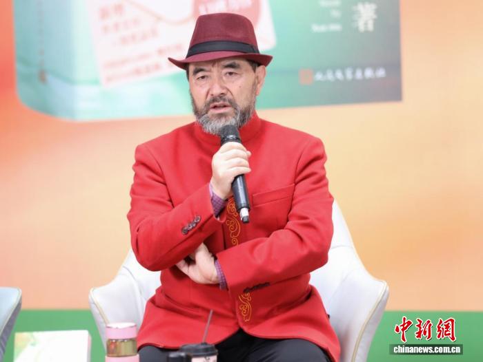 共话“永远在场”的爱 长篇小说《爱不落下》推出五周年纪念版