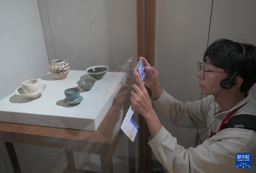 畅游“茶世界” 领略茶文化