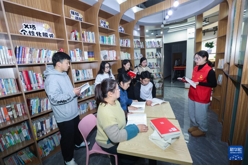 浙江吴兴：社区阅读活动品书香