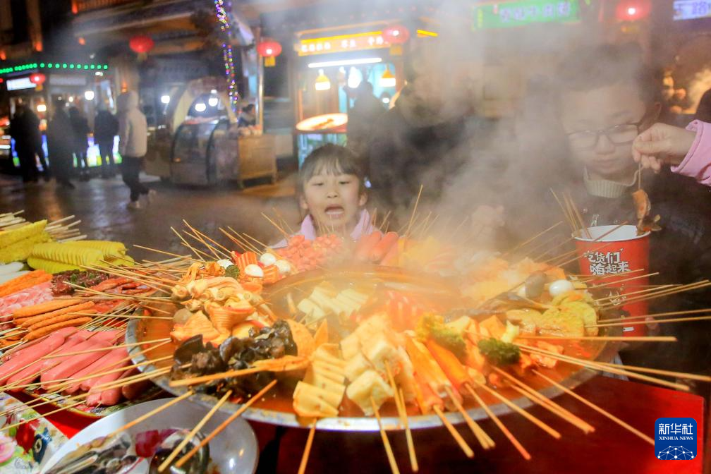 喀什：千年古城年味浓