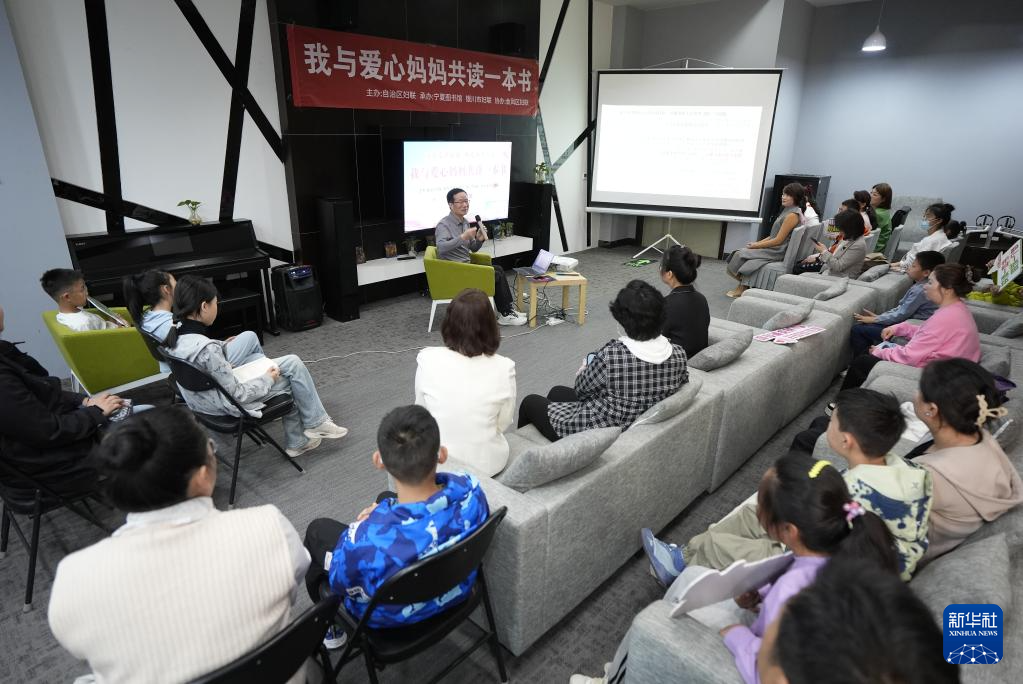 宁夏银川：倡导全民阅读 共享读书乐趣