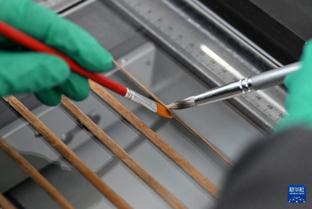 唤醒“沉睡”的简牍