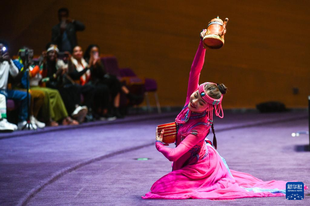 “歌游内蒙古”文艺演出活动在埃塞俄比亚举行