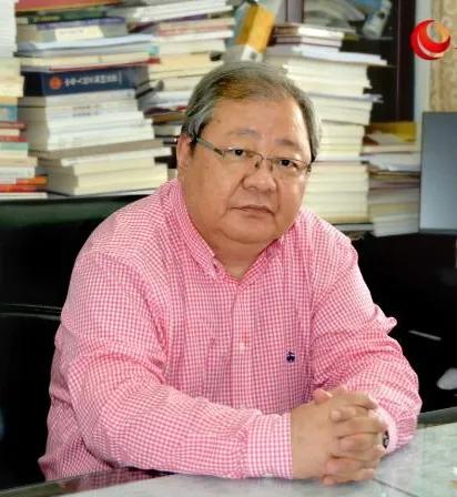 吉狄马加:诗人必须面对这个世界,因为诗人永远是人类文明的儿子