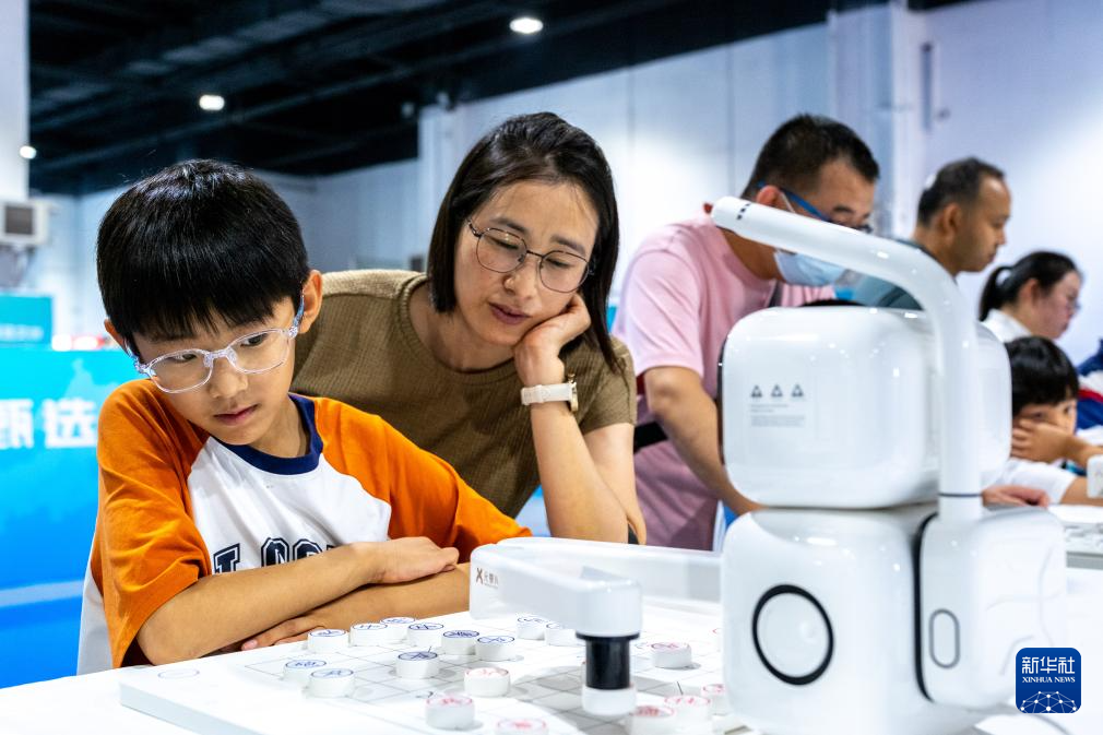 呼和浩特:北疆书展推动暑期阅读热潮