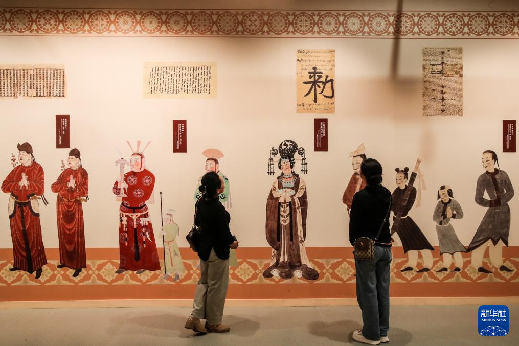敦煌文博会展现多彩丝路文化