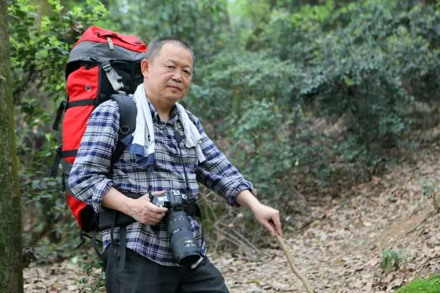 乡野何处不识君——中秋夜悼胡彬彬