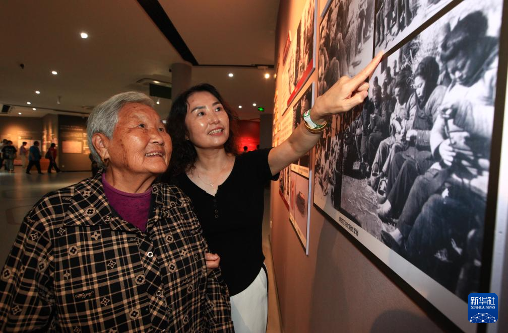 红色精神薪火相传