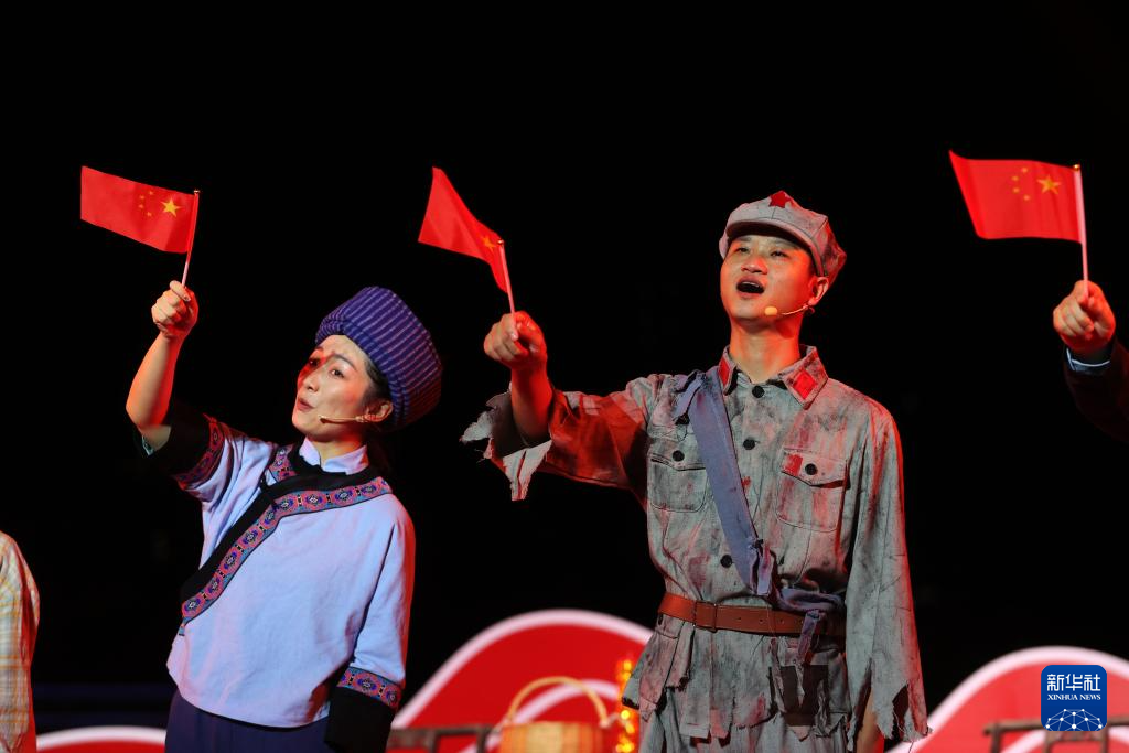 红色精神薪火相传