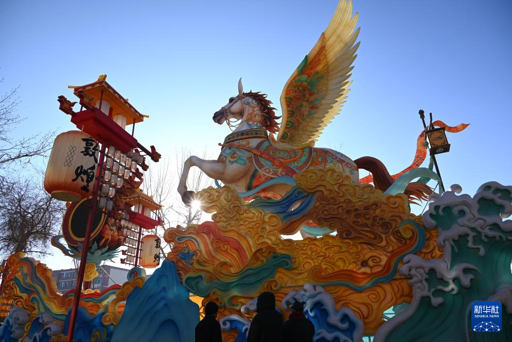 打造敦煌灯会 喜迎元旦佳节